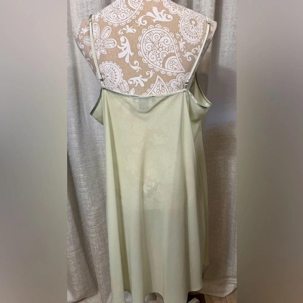 Halston 2X Sage Green Sheer Robe & Slip Dress Set Satin Trim Elegant Lounge - Picture 4 of 16